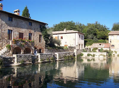 La piscina di Bagno Vignoni